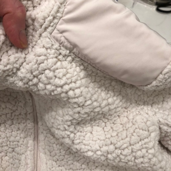 Warm, soft and cozy jacket . One spot on pocket . - Picture 10 of 16